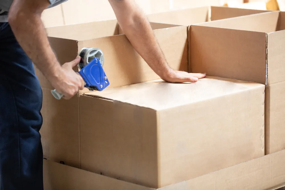 7 Tips to Prepare for Your Movers (and When to Do Each One)