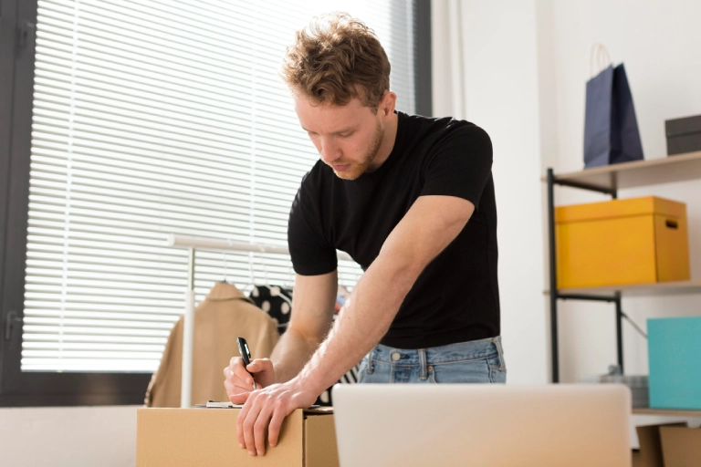 what-should-you-not-pack-when-moving-768x512-1 (2)